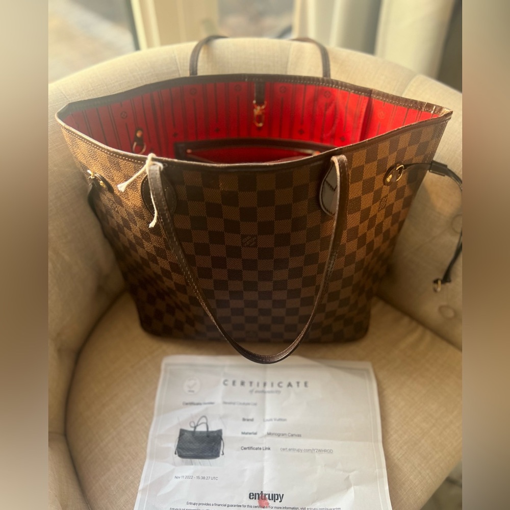 Authentic Louis Vuitton Never full tote bag - Picture 2 of 12